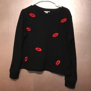 H&M lips sweater